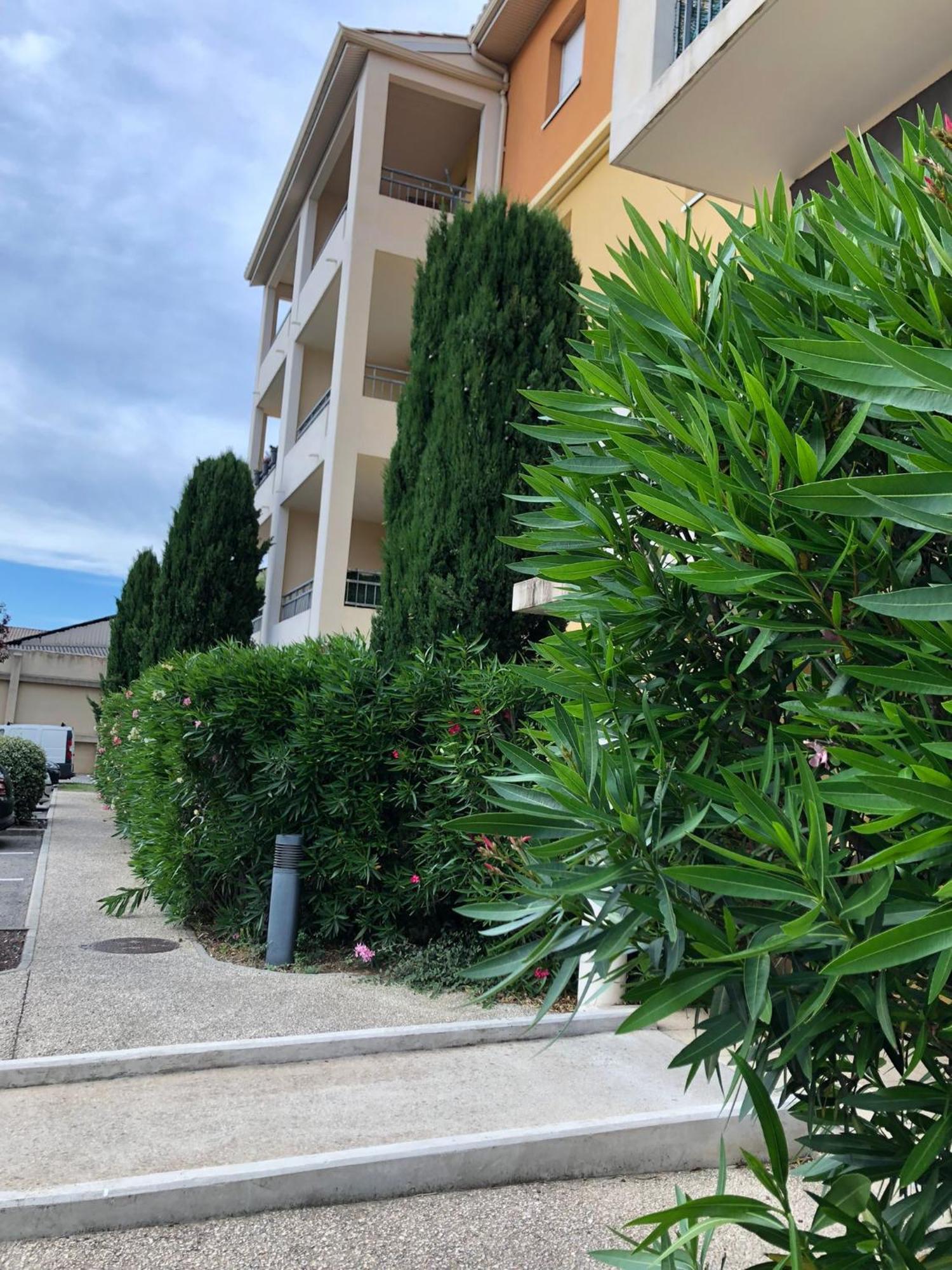 Ferienwohnung Les Jardins De Garance Avignon Exterior foto